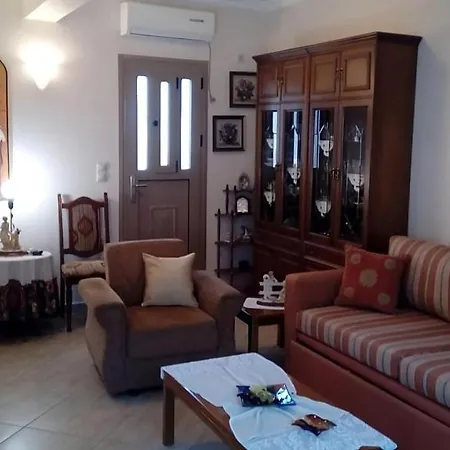 Lägenhet Flamiatos Garden