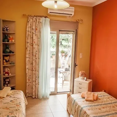 Flamiatos Garden Lägenhet *